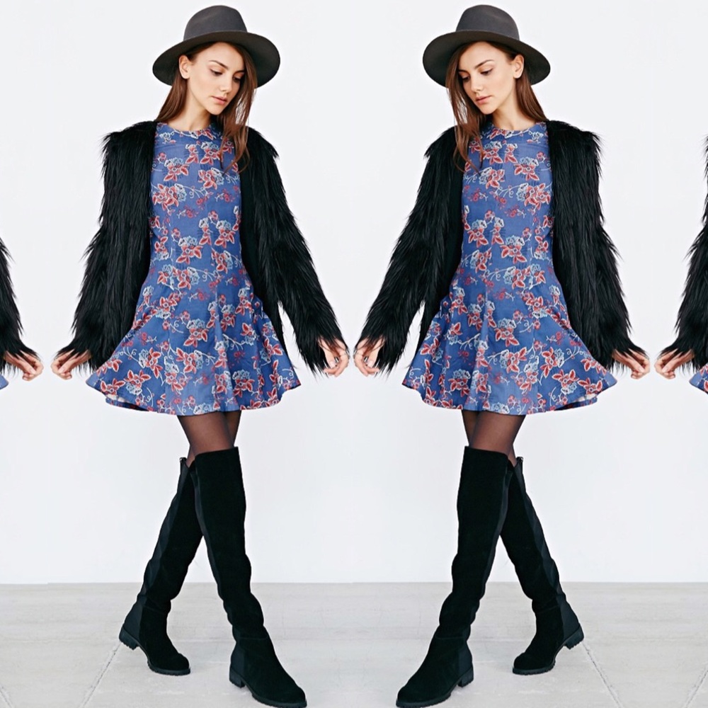 Ryder x UO blue floral print dress - Picture 2 of 6